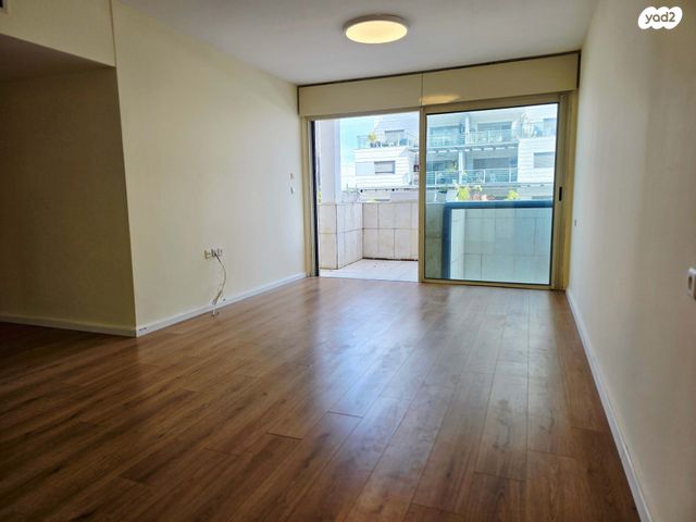 מודעת נכס, המשתלה, תל אביב יפו