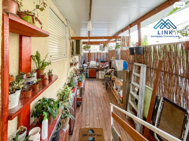 מודעת נכס, חברון, חיפה