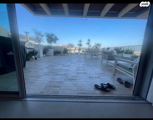 מודעת נכס, נווה זמר, רעננה