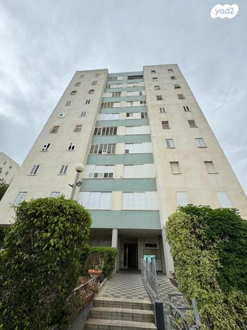 מודעת נכס, יקינטון 32, נווה נוף, אקדמאים, לוד