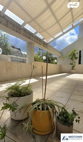 מודעת נכס, ירושלים 47, שיכוני מזרחי, כפר סבא