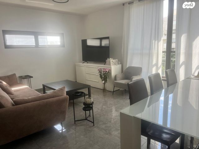 מודעת נכס, בר אילן, נווה דוד רמז, רעננה