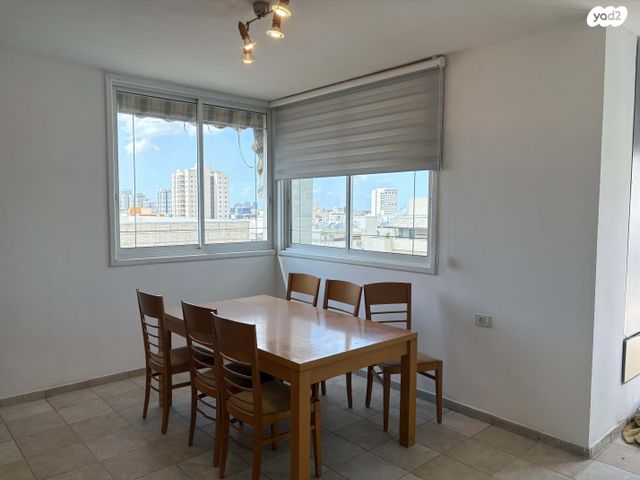 לוין אפשטיין 