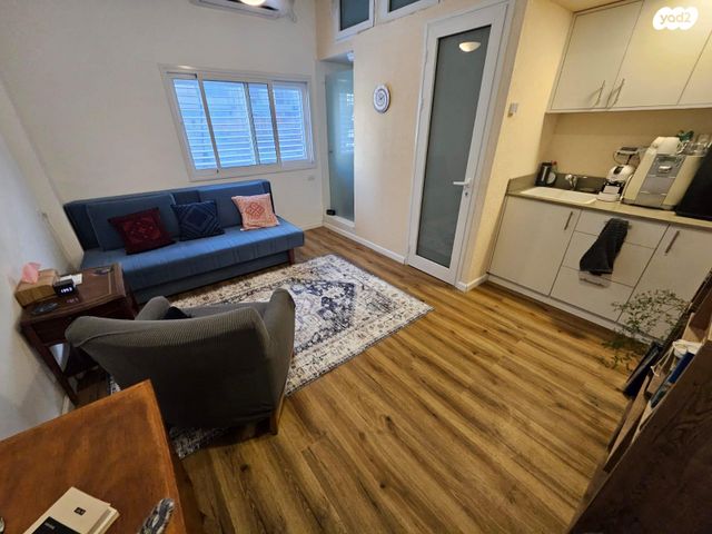 מודעת נכס, נחמה 9, צפון יפו, המושבה האמריקאית-גרמנית, תל אביב יפו