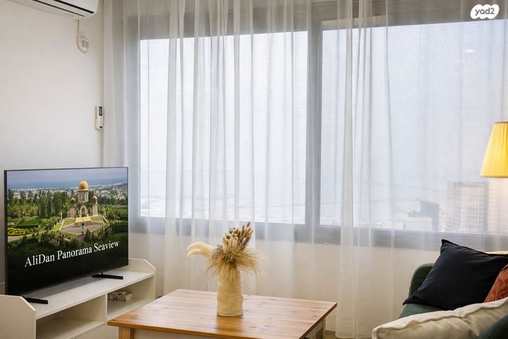 מודעת נכס, שדרות אליהו גולומב, הדר עליון, חיפה