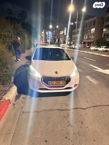 מודעת רכב פיג'ו 208