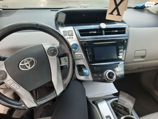 מודעת רכב טויוטה פריוס פלוס
