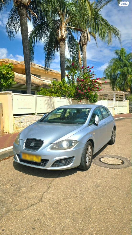 מודעת רכב סיאט לאון