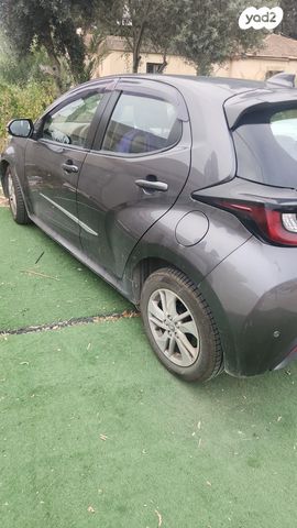 מודעת רכב טויוטה יאריס