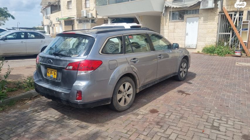 מודעת רכב סובארו אאוטבק