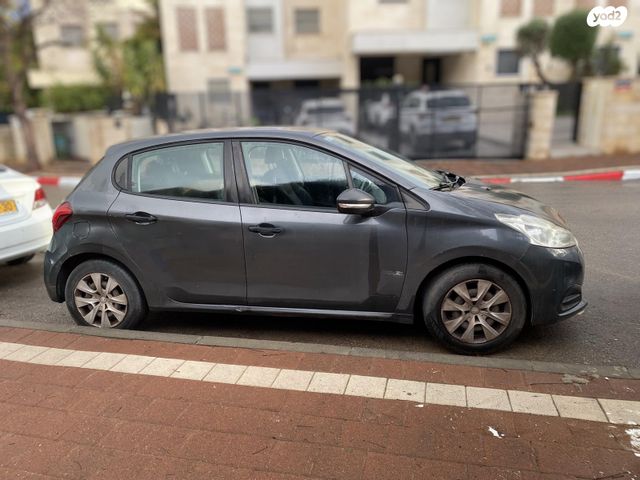 מודעת רכב פיג'ו 208