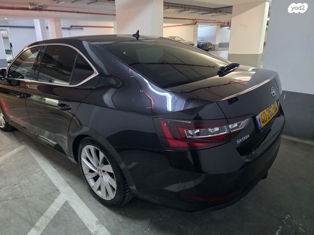 מודעת רכב סקודה סופרב