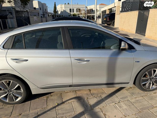 מודעת רכב יונדאי איוניק