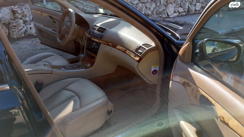 מודעת רכב מרצדס-בנץ E-class