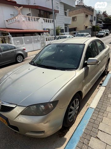 מודעת רכב מאזדה 3