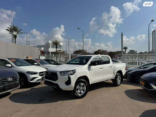 מודעת רכב טויוטה היילקס