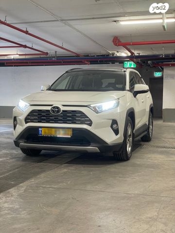 מודעת רכב טויוטה RAV4