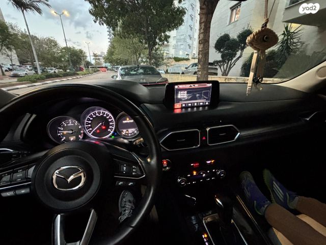 מודעת רכב מאזדה CX-5