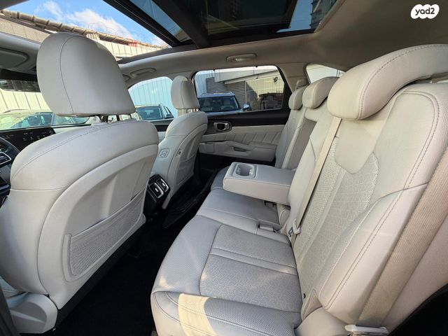 מודעת רכב קיה סורנטו 1