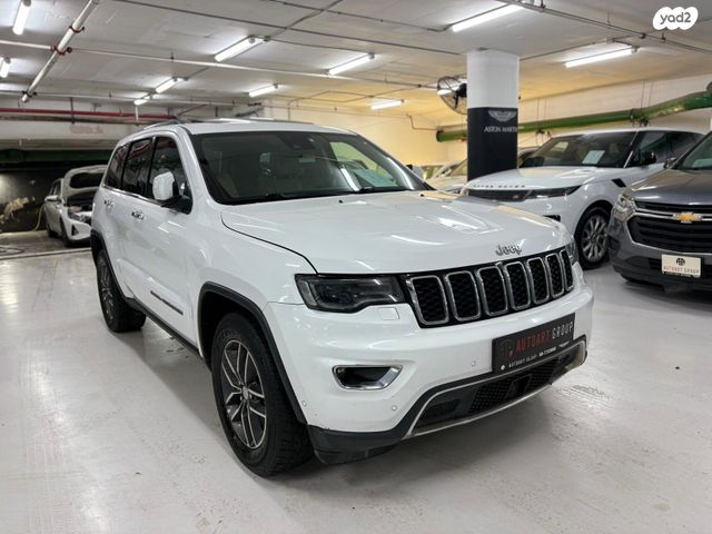 מודעת רכב ג'יפ גרנד צ'ירוקי