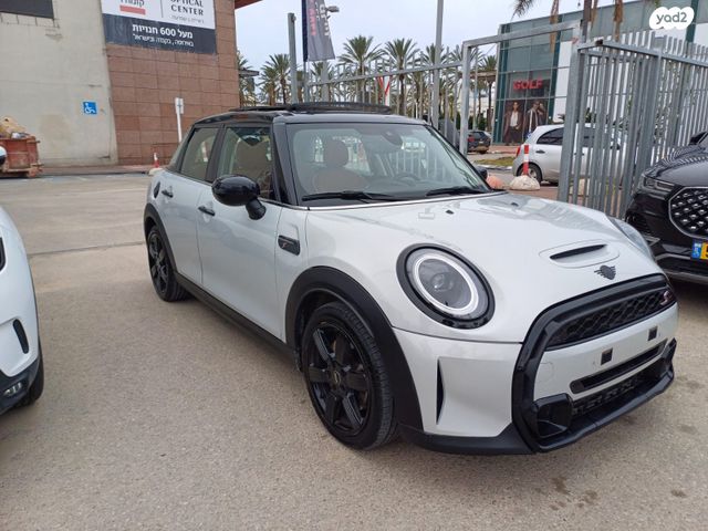 מודעת רכב מיני קופר 1