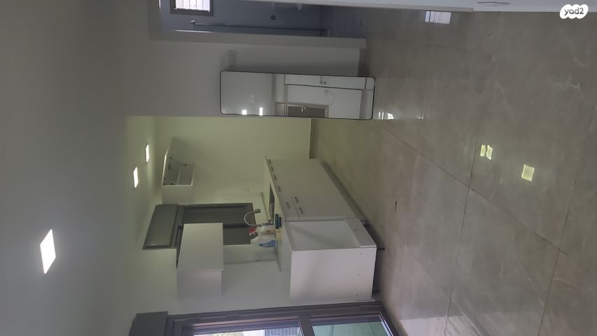 יצחק בן צבי 25