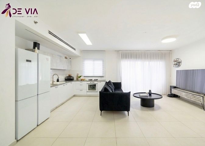 דליה רביקוביץ' 