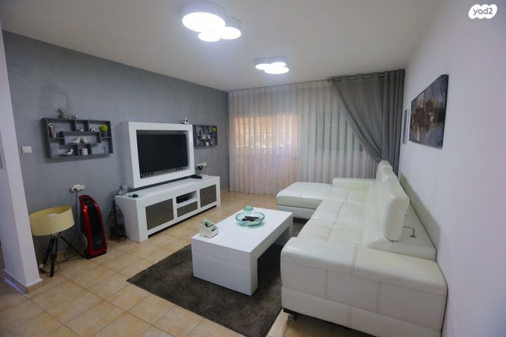 חכם אברהם עפג'ין 