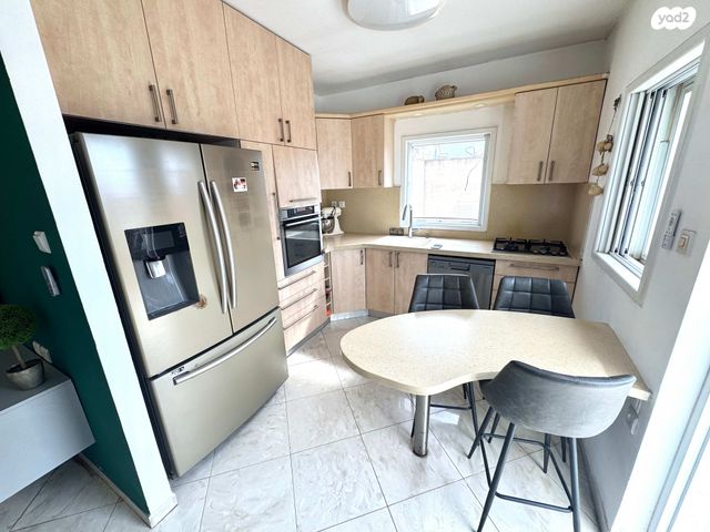 פנחס רוטנברג 37