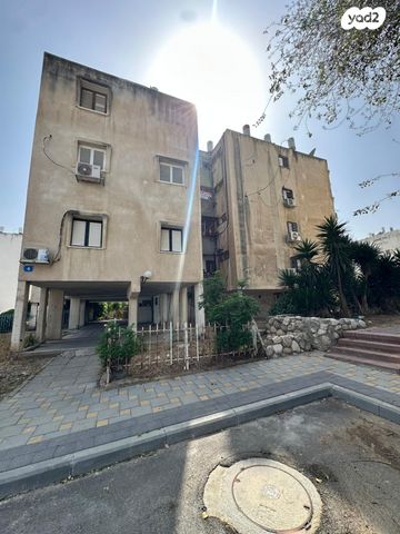 רבקה ומרדכי גובר 4