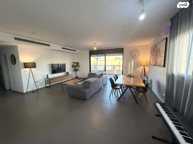 מודעת נכס, הדסה שווילי, בר לב, מזכרת בתיה