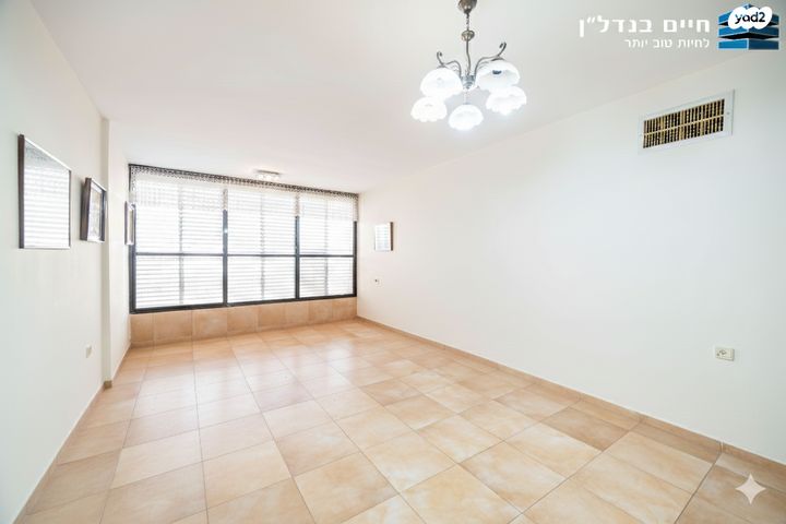 מודעת נכס, אלומות, קרית יוסף, גבעתיים