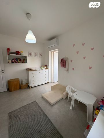 דירה, נווה זאב, נאות אילן, באר שבע