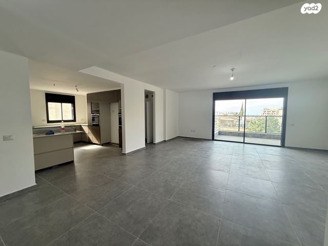 הרצליה הירוקה, נווה עובד