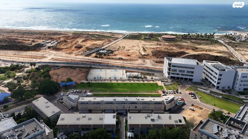 הגוש הגדול, רמת אביב החדשה, נופי ים