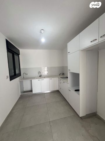 מודעת נכס, אופקים