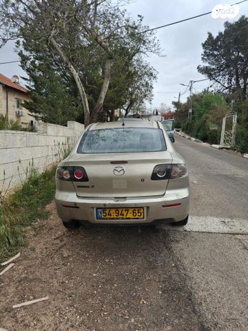 מודעת רכב מאזדה 3