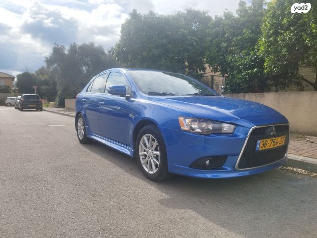 מודעת רכב מיצובישי לנסר
