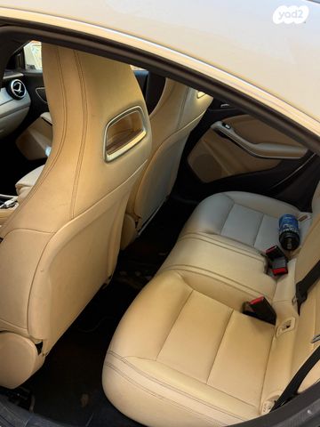 מודעת רכב מרצדס-בנץ CLA