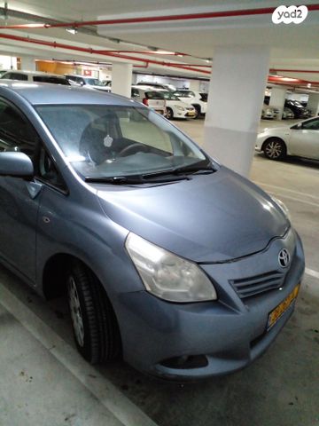 מודעת רכב טויוטה ורסו