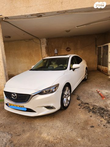 מודעת רכב מאזדה 6