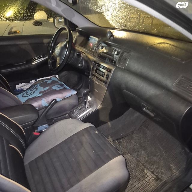 מודעת רכב טויוטה קורולה