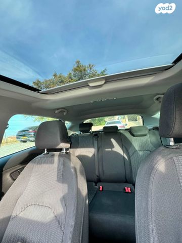 מודעת רכב סיאט לאון