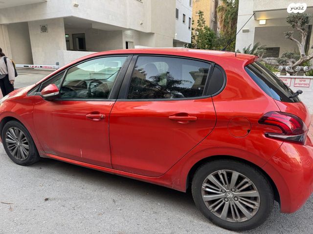 מודעת רכב פיג'ו 208