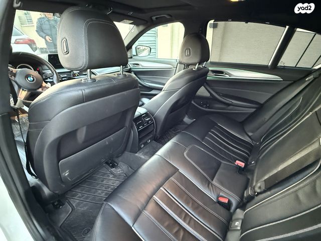 מודעת רכב ב מ וו סדרה 5