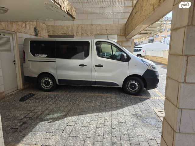 מודעת רכב רנו טראפיק