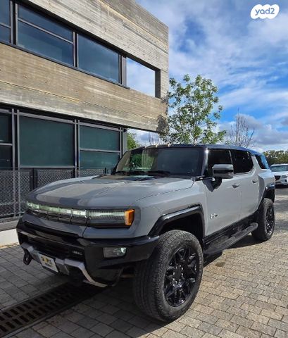 מודעת רכב ג'י.אם.סי האמר EV