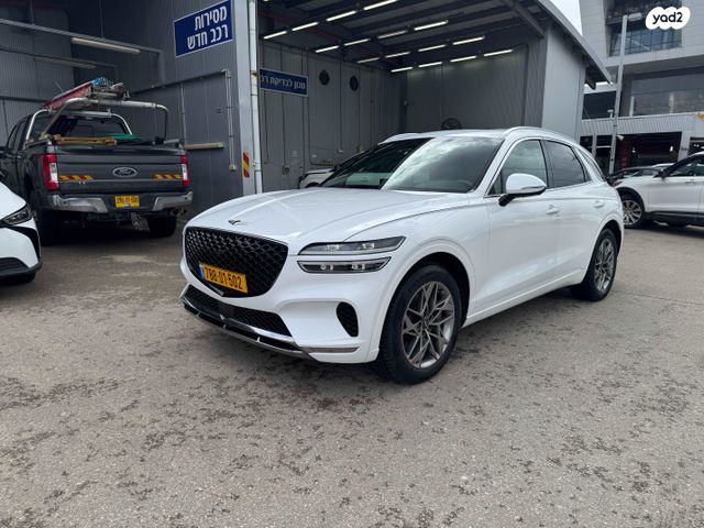 מודעת רכב ג'נסיס GV70