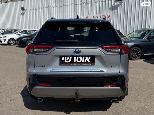 מודעת רכב טויוטה RAV4 2
