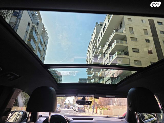 מודעת רכב פולקסווגן אטלס